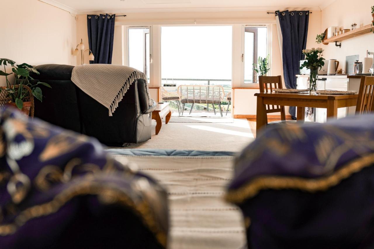 Spacious Sea-View Apt. Overlooking St Ives Bay Gwithian Экстерьер фото